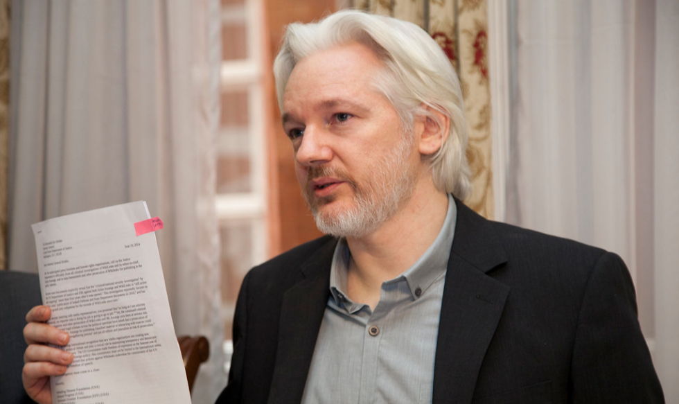 Trump ofereceu perdão a Assange se Wikileaks negasse ação russa em vazamento de e-mails, diz advogado
