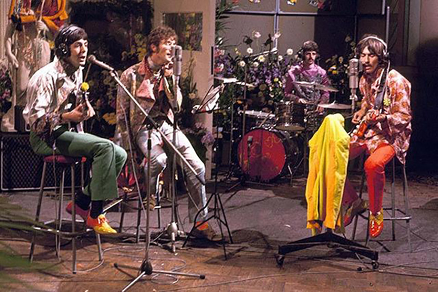 The Fool: o coletivo de artistas que levou os Beatles a psicodelia